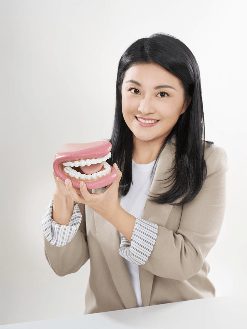Ms. Lee Yee Ying Astor